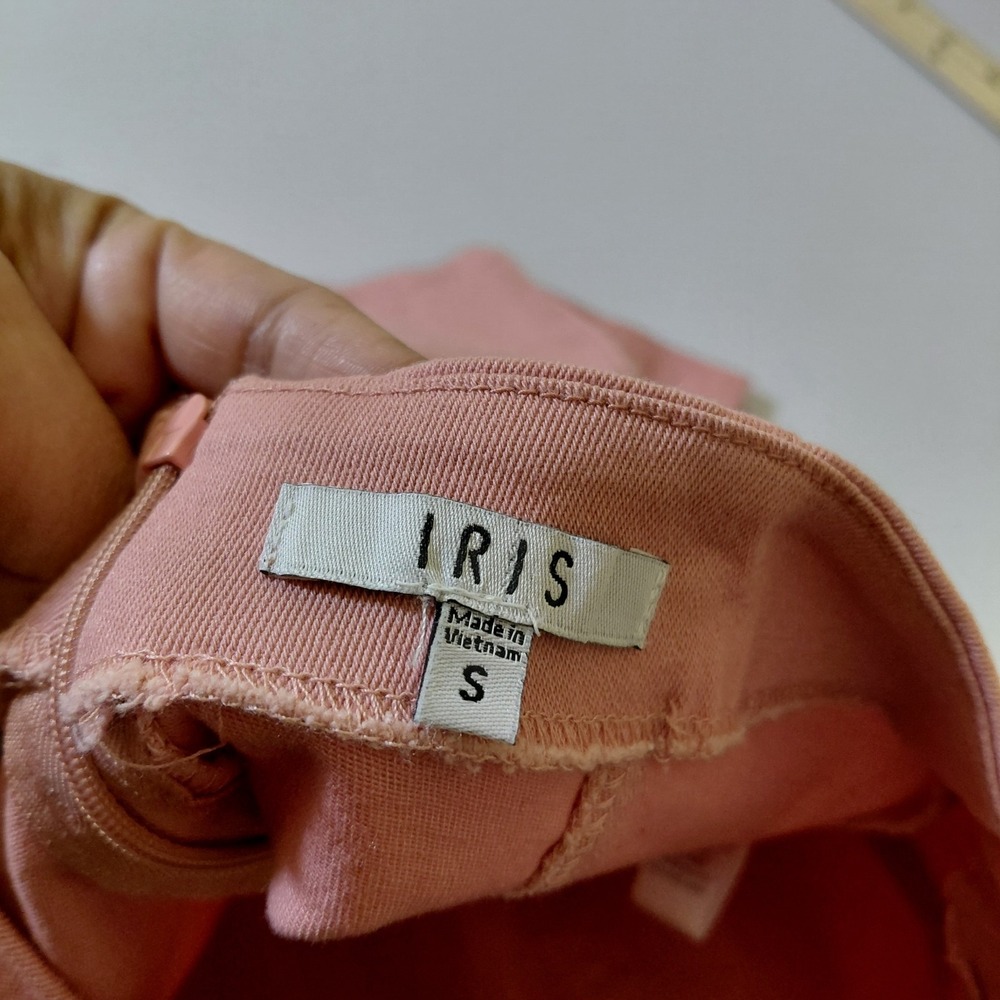 Iris Juniors Size‎ Small Mini Skirt Bubblegum Pink Denim Stretch High Waist - Picture 6 of 7